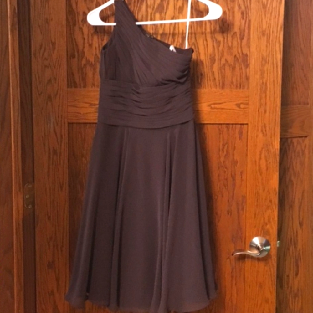 Brown dress